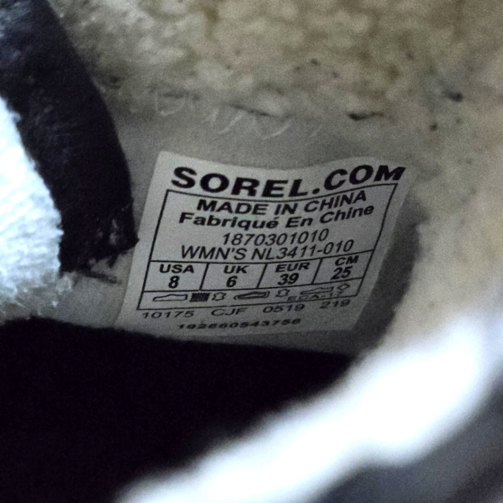 Sorel ‘Moto Cozy’, black boots, size 8 - Picture 8 of 8